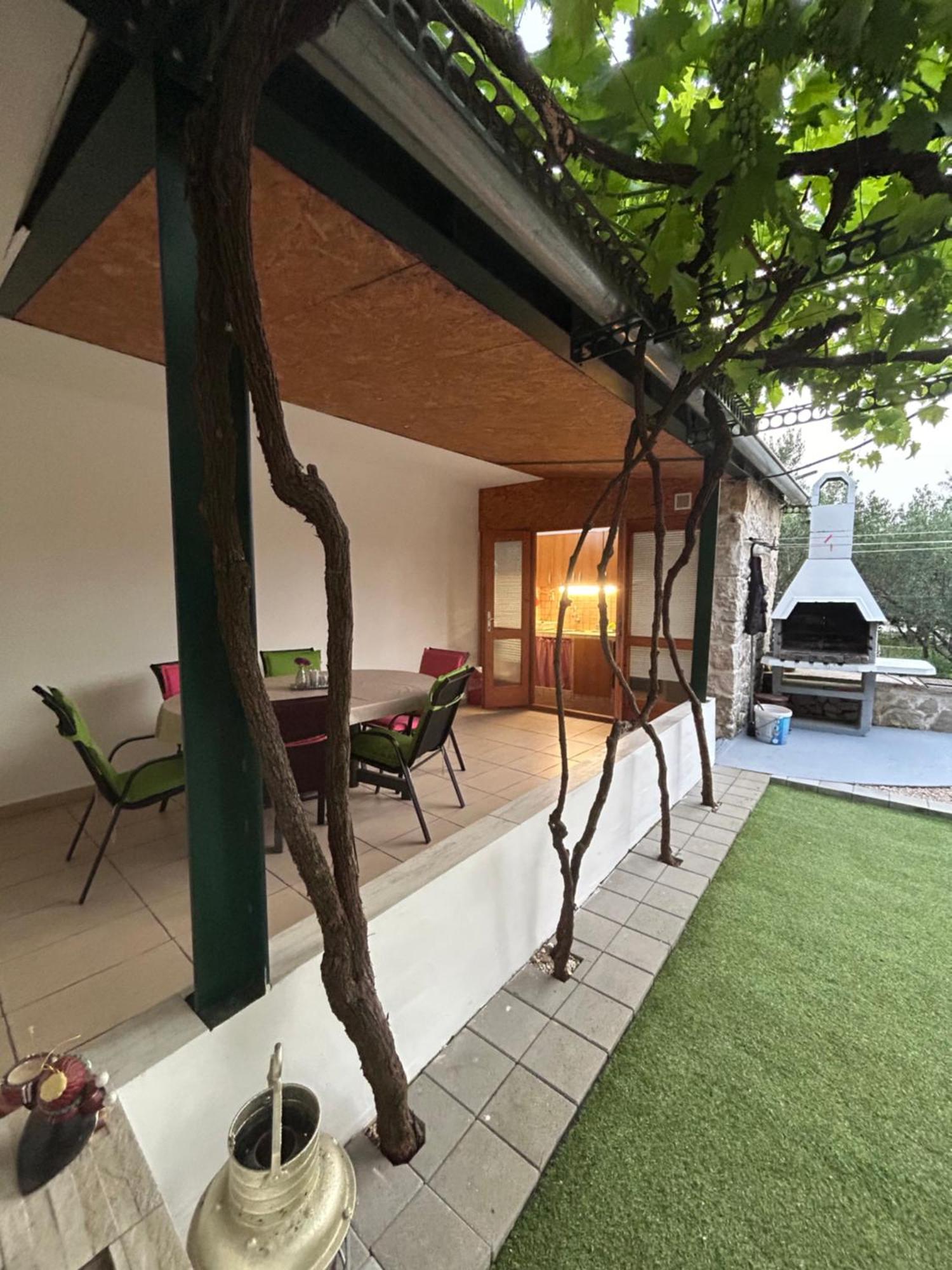 Apartment סרימה מראה חיצוני תמונה