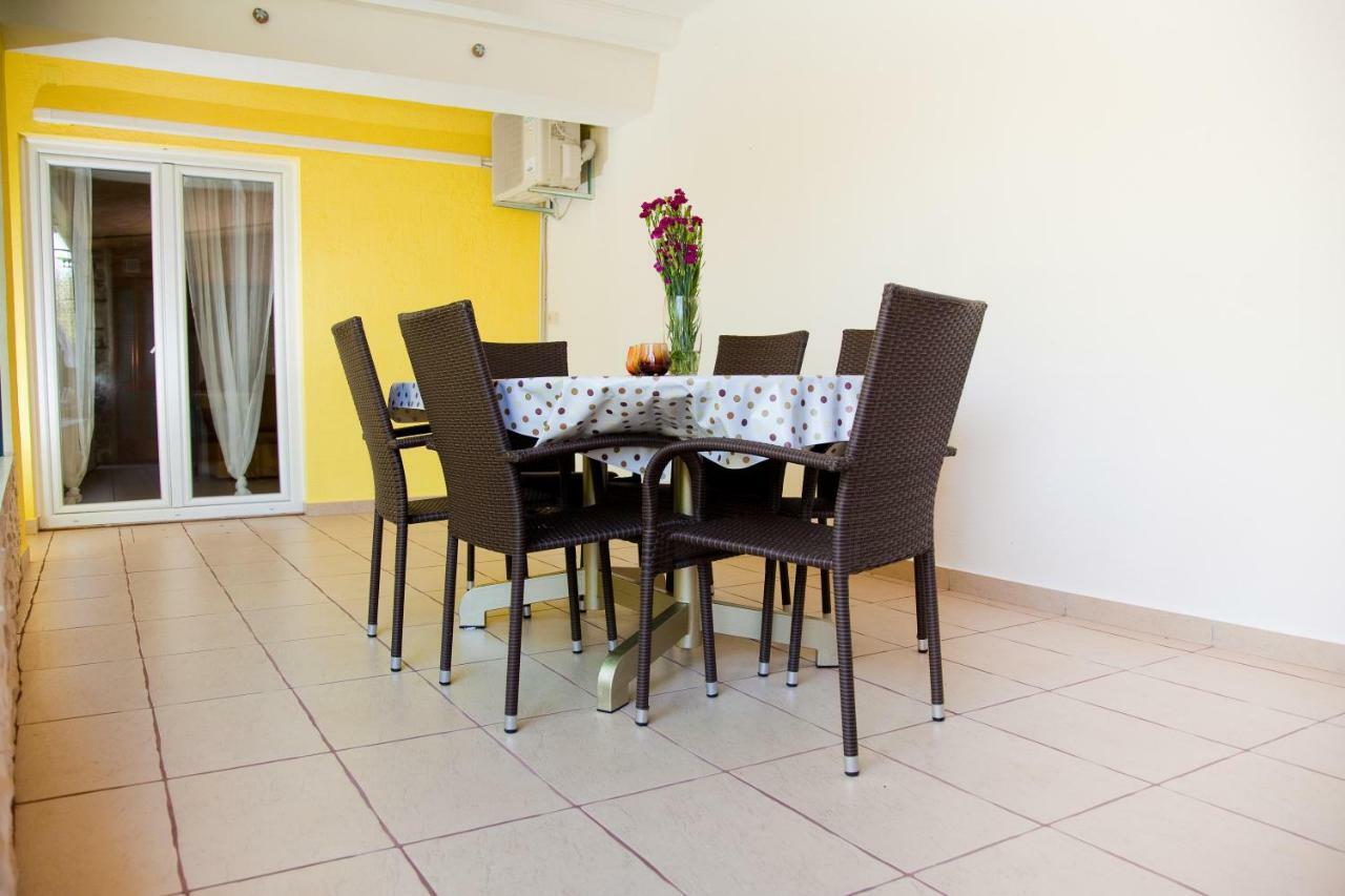 Apartment סרימה מראה חיצוני תמונה