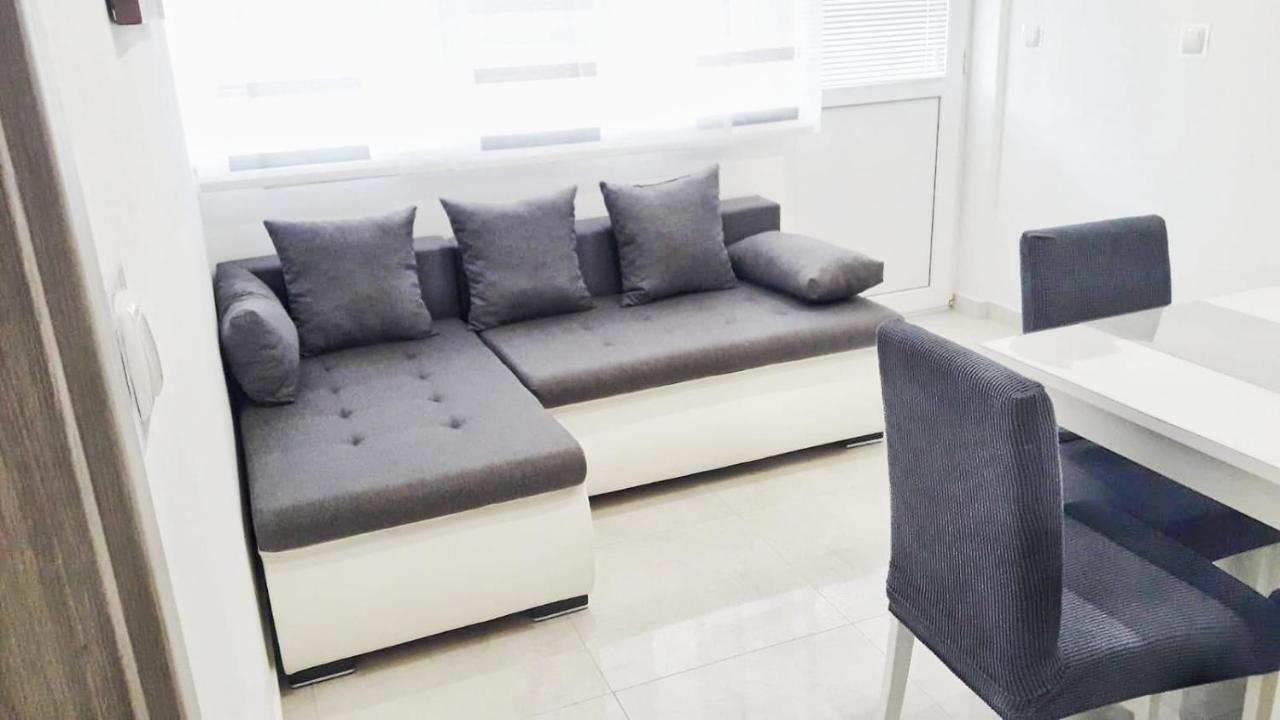 Apartment סרימה מראה חיצוני תמונה