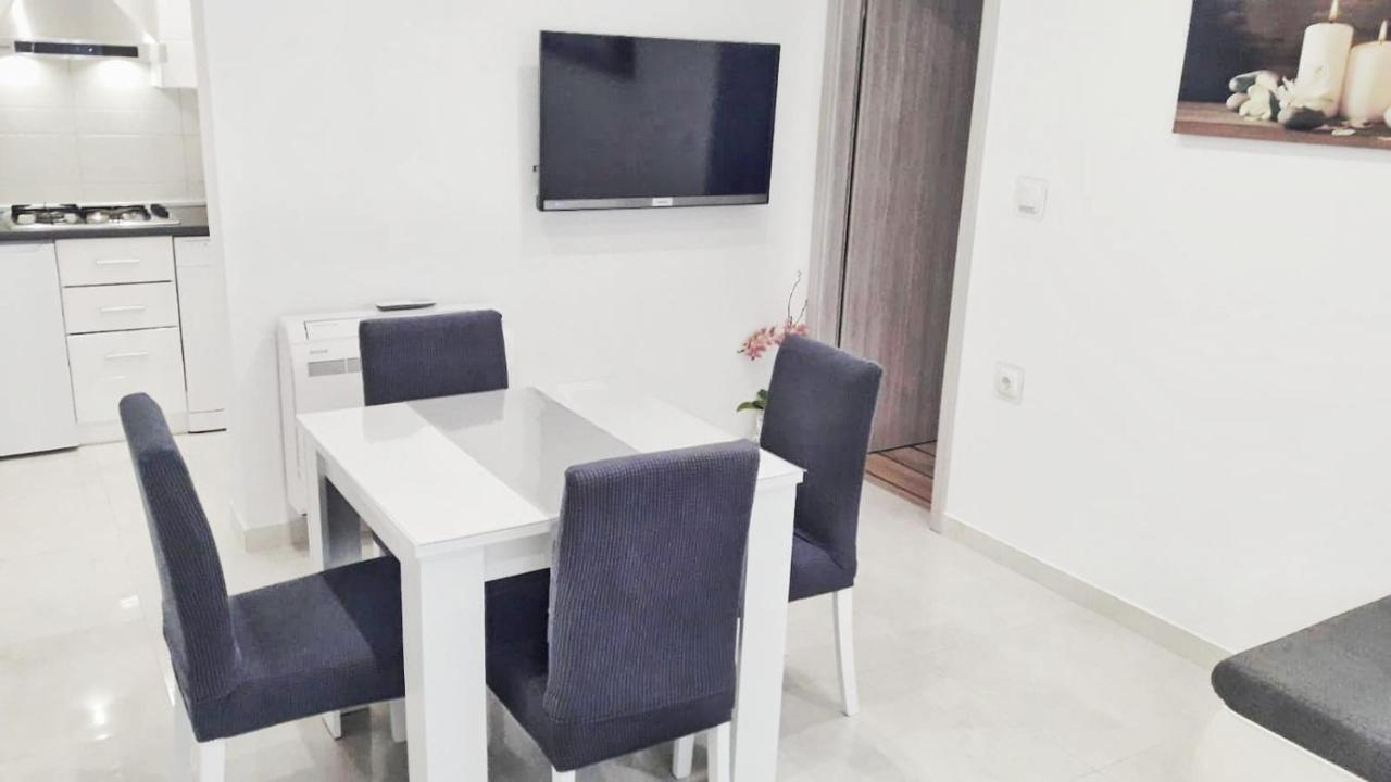 Apartment סרימה מראה חיצוני תמונה